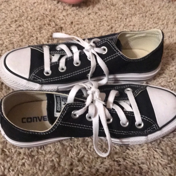 Converse - Picture 2 of 3